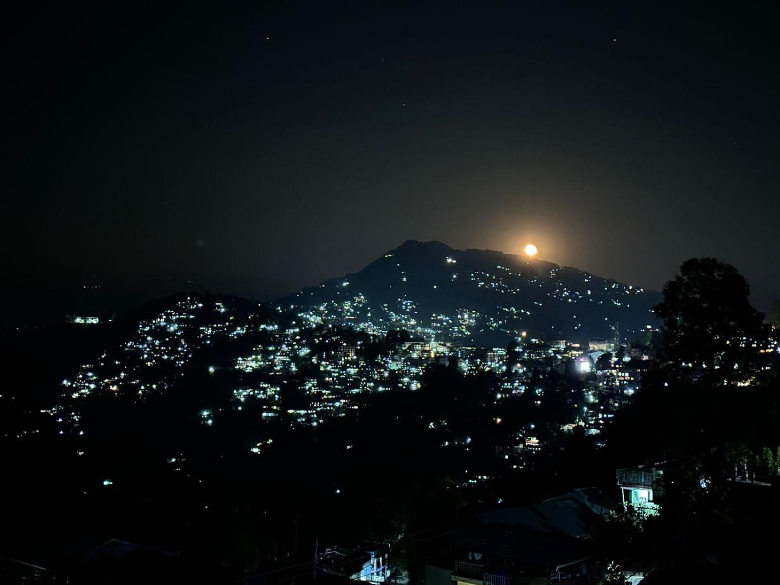 Seven Hills Homestay Kalimpong Buitenkant foto