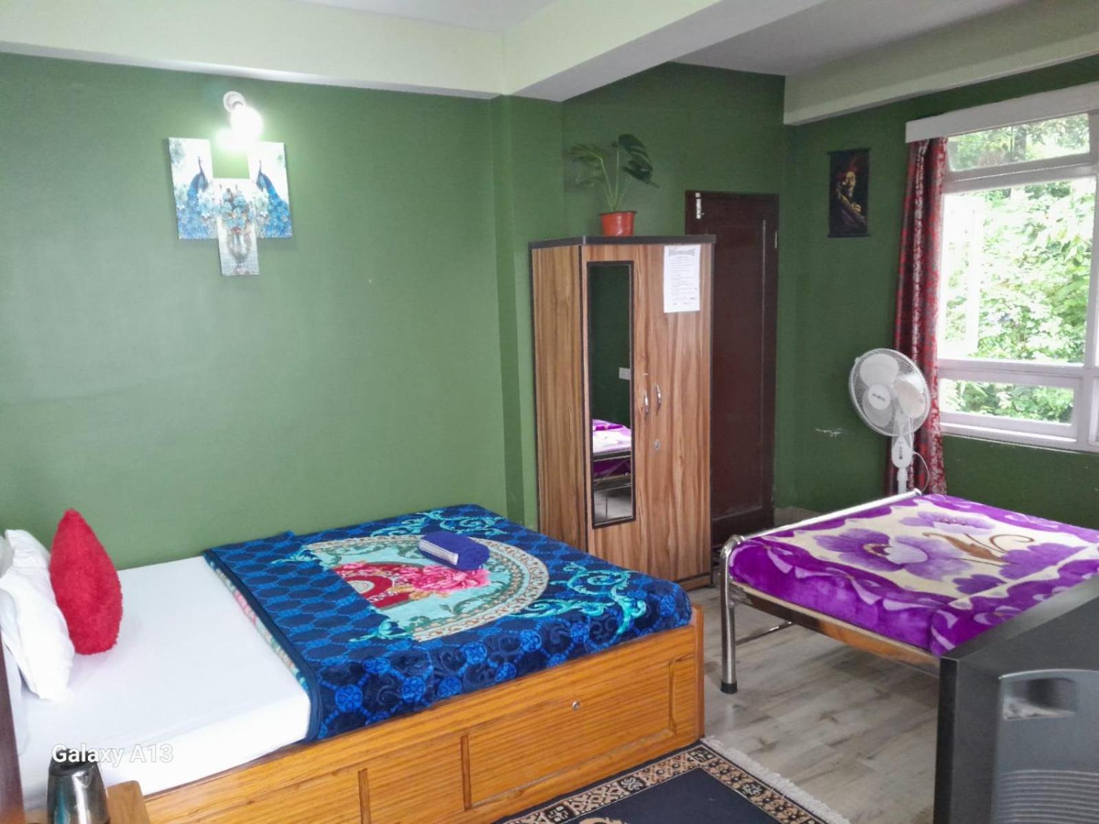 Seven Hills Homestay Kalimpong Buitenkant foto
